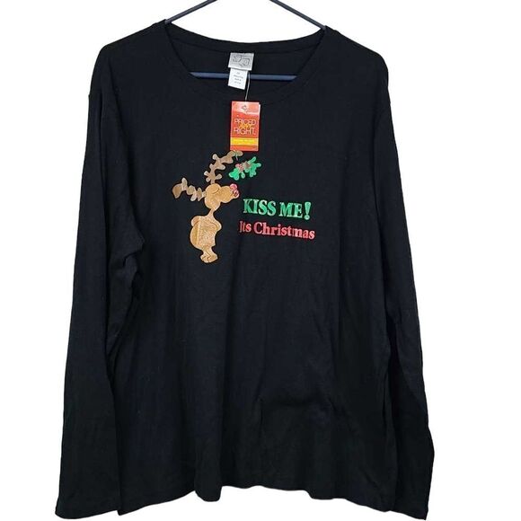 NWT Women's Black KISS ME It's Christmas T-Shirt Holiday Long Sleeve Glitter Top - Picture 1 of 6